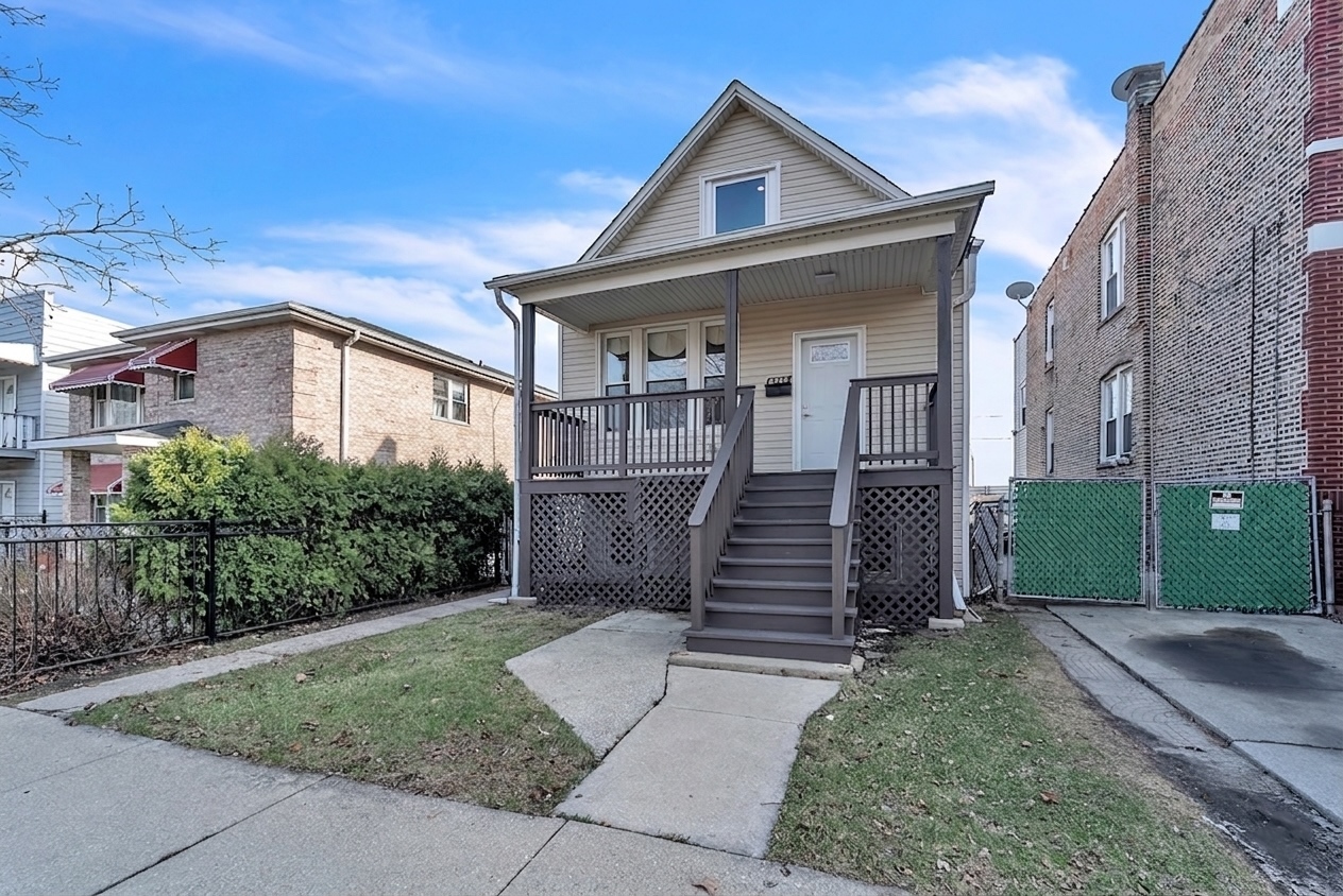 5323 W 25th Place Property Photo