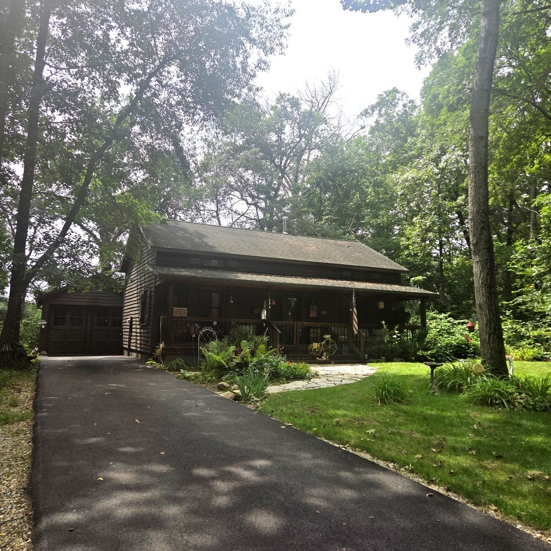 294 Lake Thunderbird Drive Property Photo 1