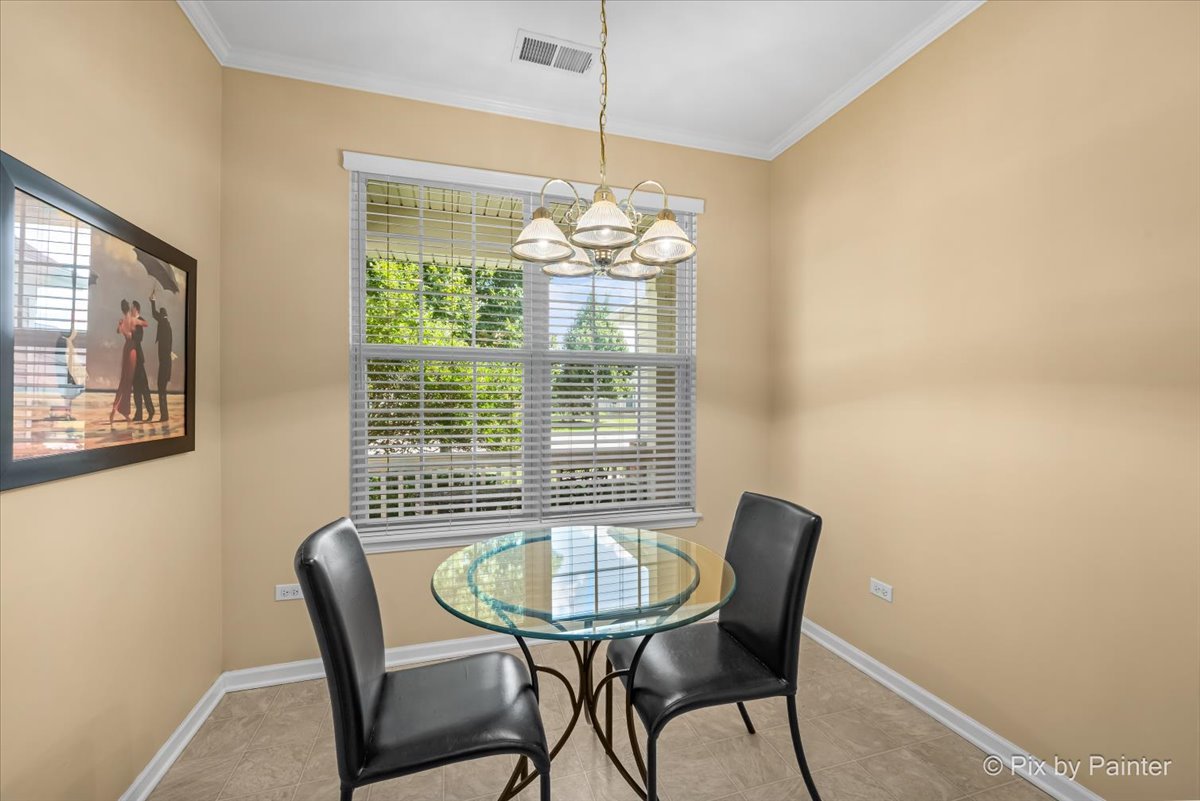 2892 Edgewater Drive Property Photo 10