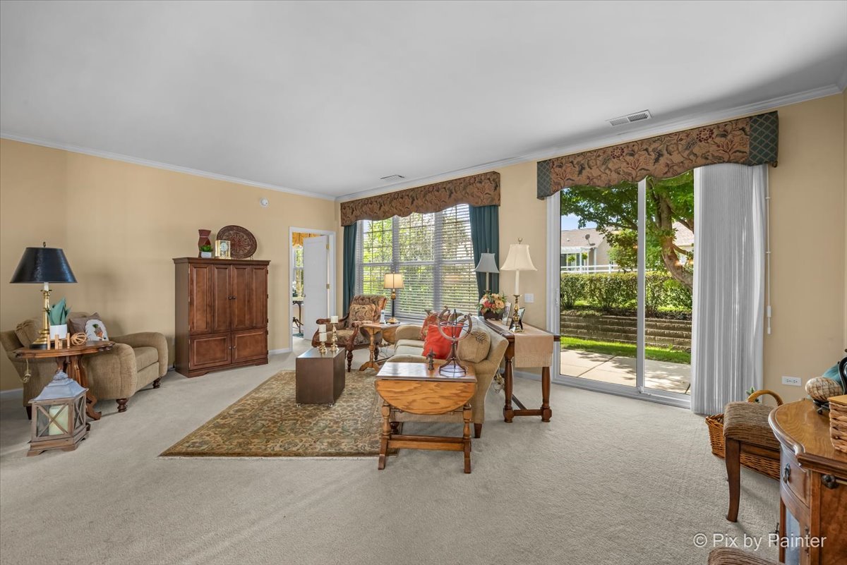 2892 Edgewater Drive Property Photo 14