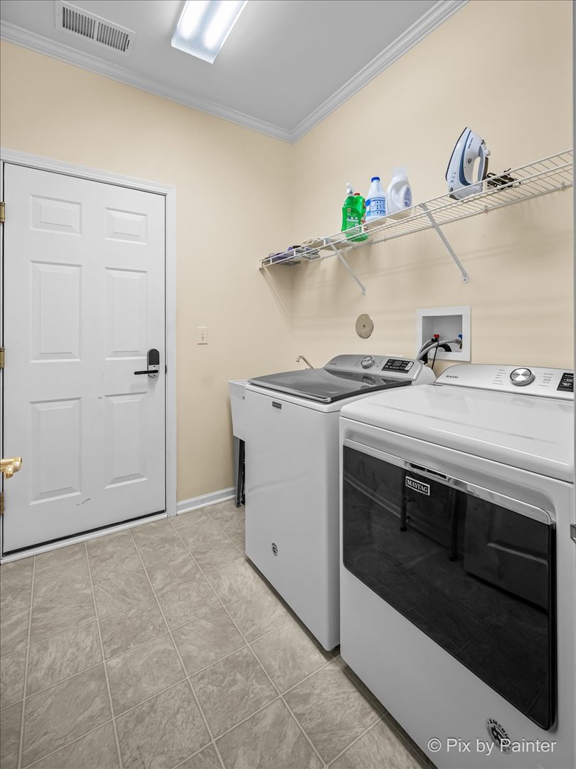 2892 Edgewater Drive Property Photo 21