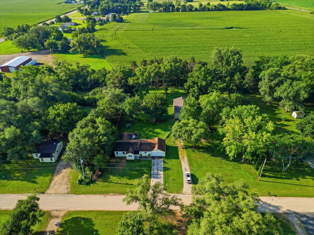 10464 Two Mile Road Property Photo 8