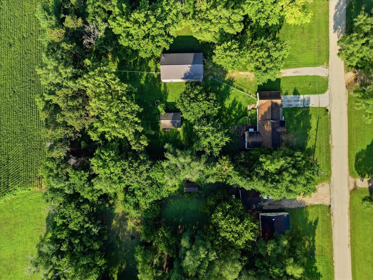 10464 Two Mile Road Property Photo 10