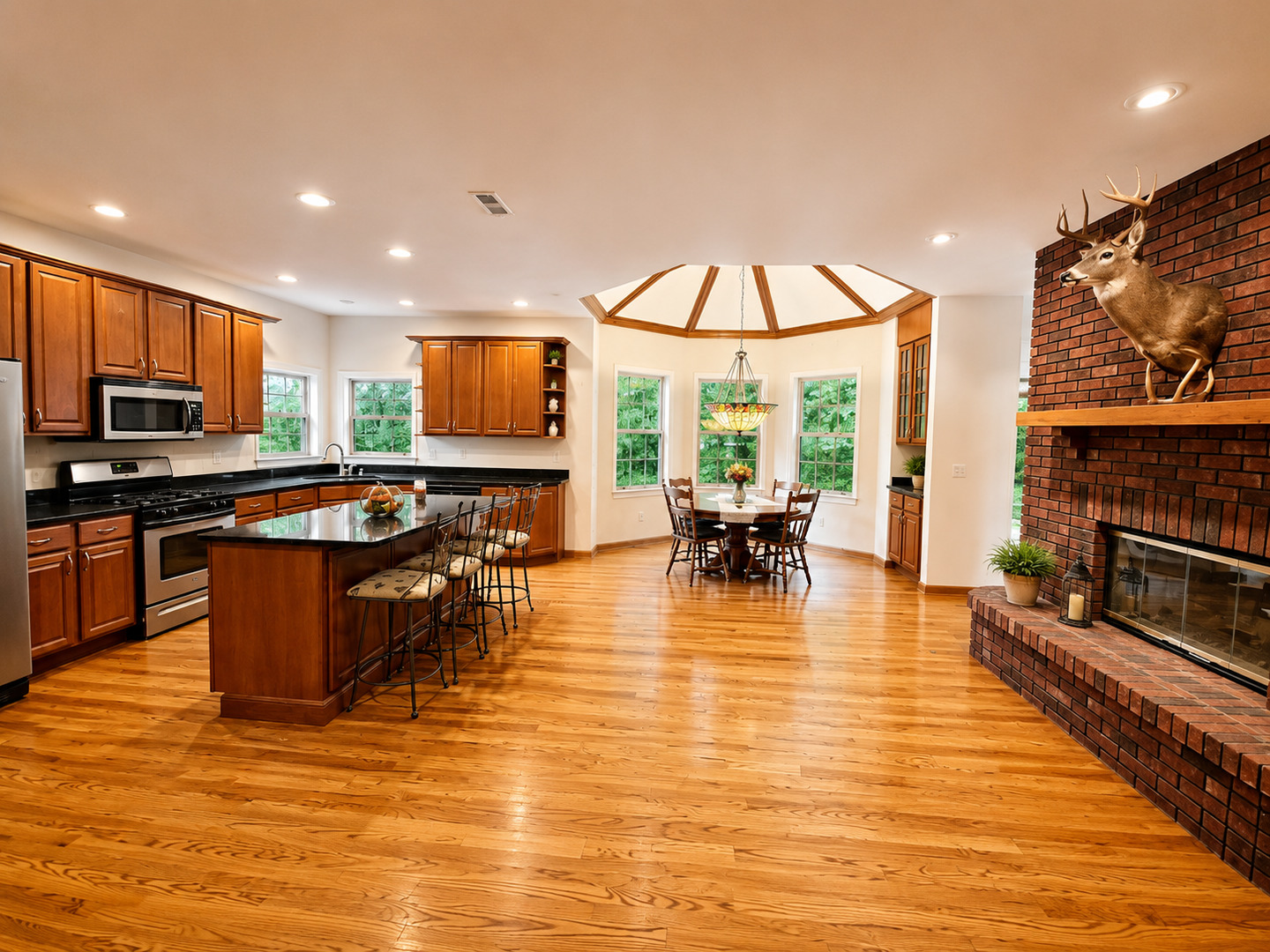 4963 Fleur De Lis Road Property Photo 8