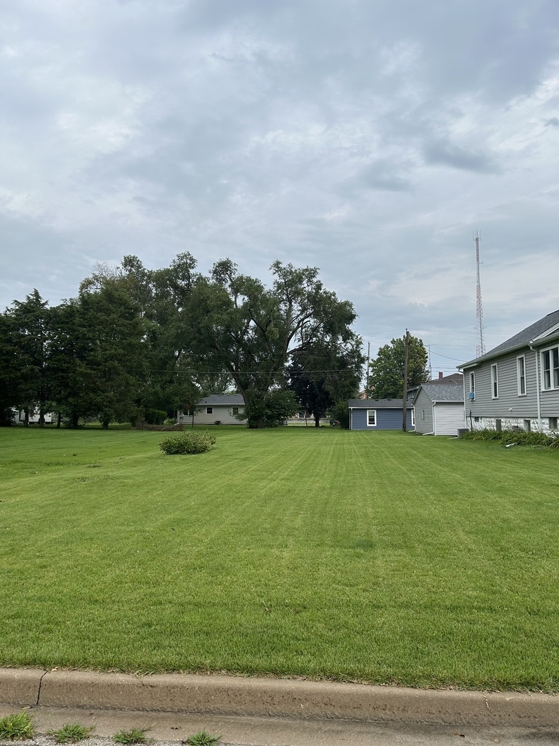 514 S Margaret Street Property Photo 2