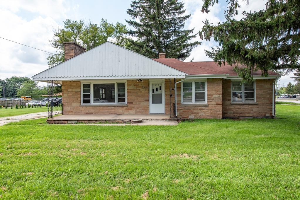 618 N Oplaine Road Property Photo 2