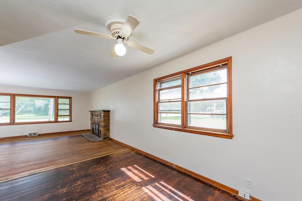 618 N Oplaine Road Property Photo 8