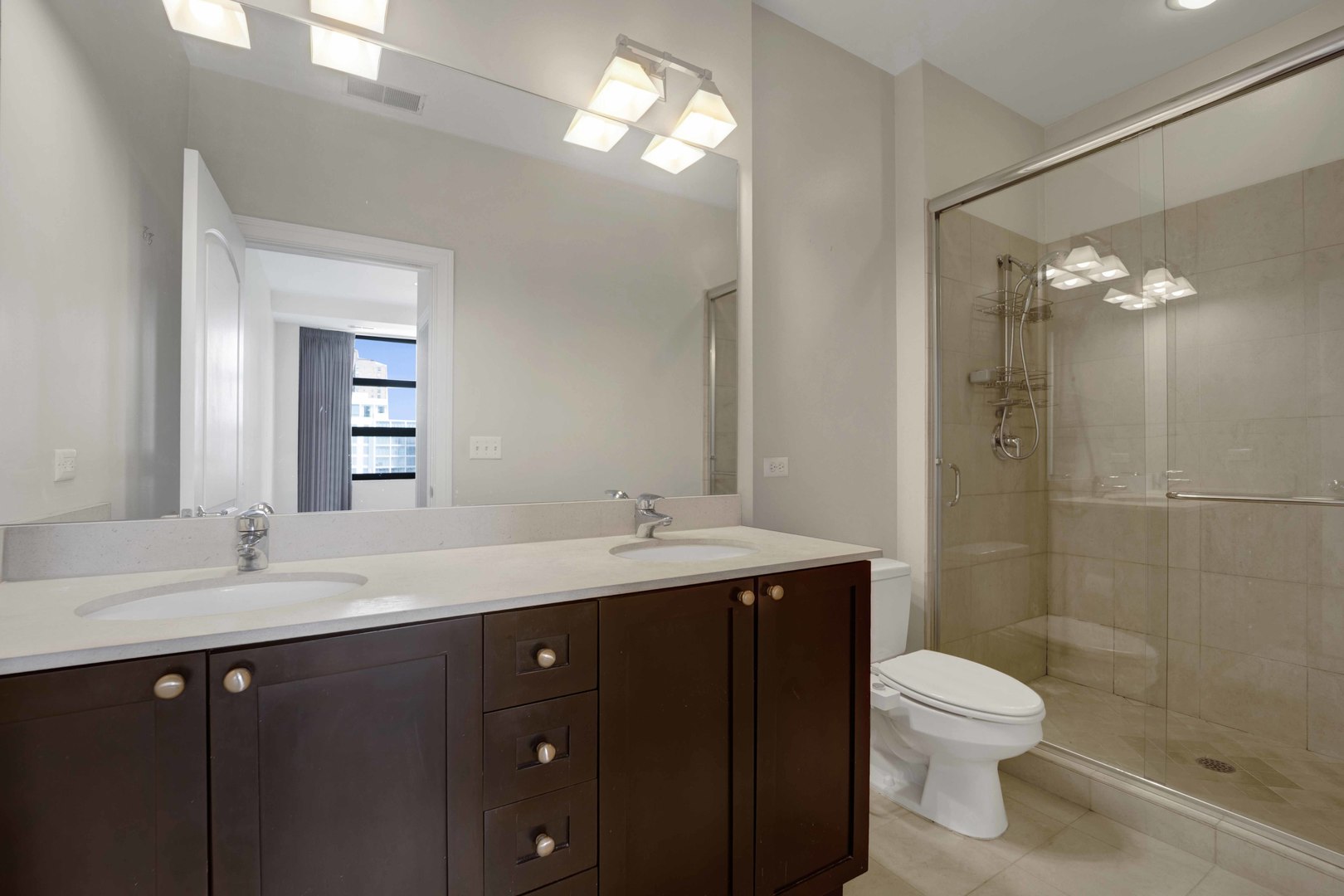 101 W Superior Street 1202 Property Photo 6