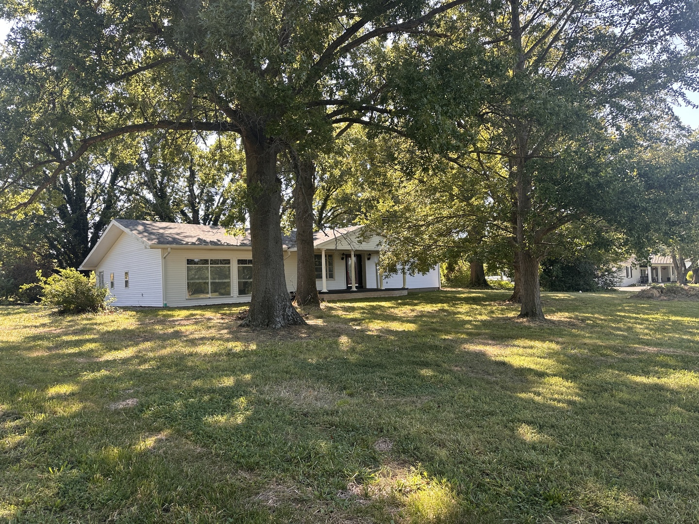 380 Golf Course Road Property Photo 4