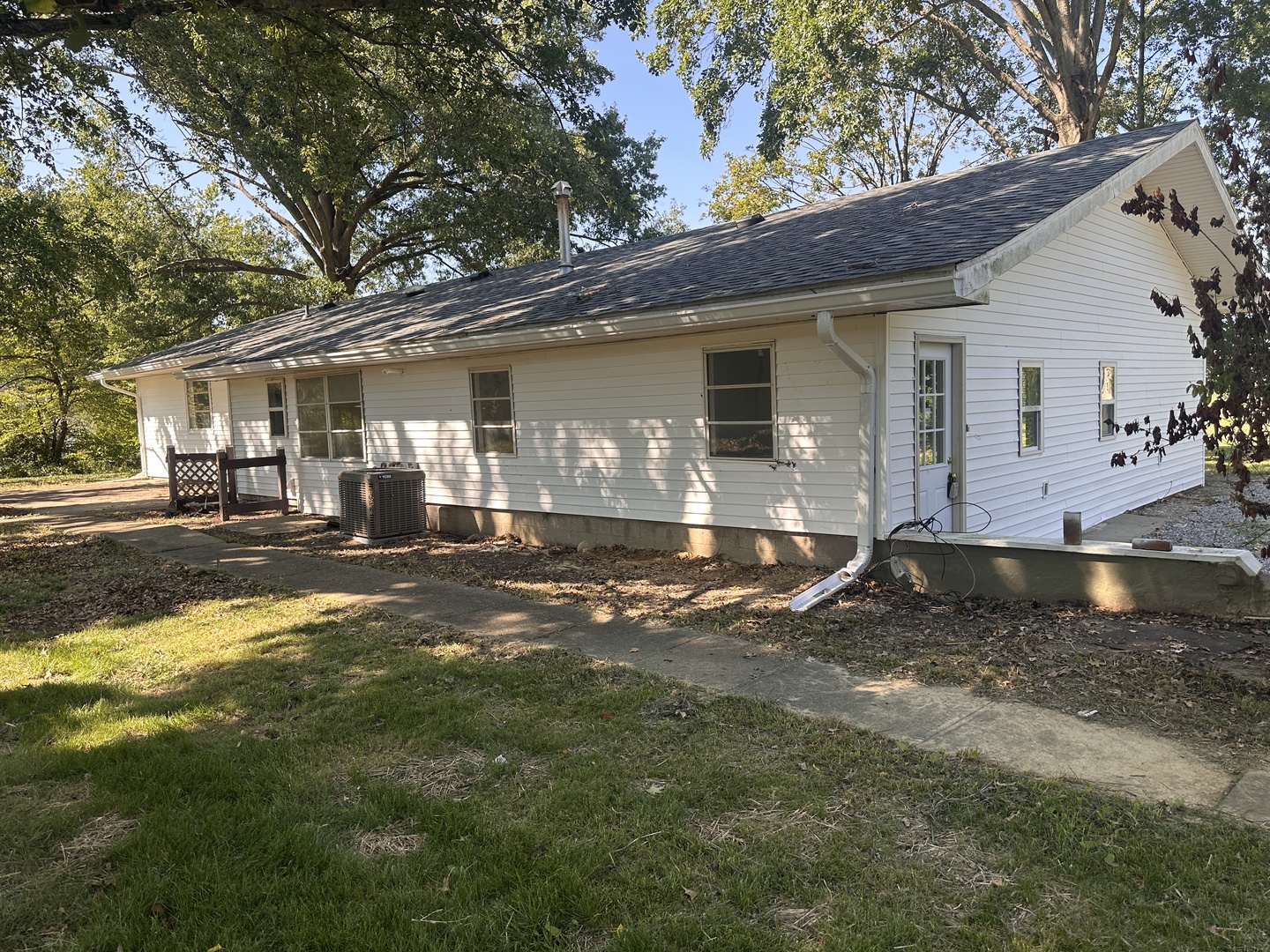 380 Golf Course Road Property Photo 7