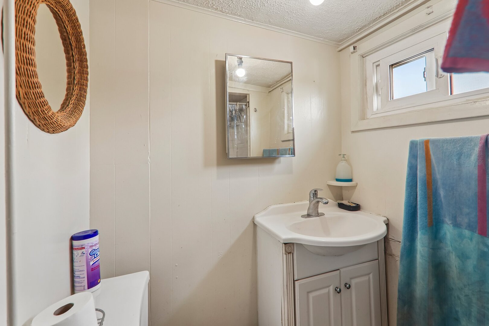 3541 N Neenah Avenue Property Photo 23