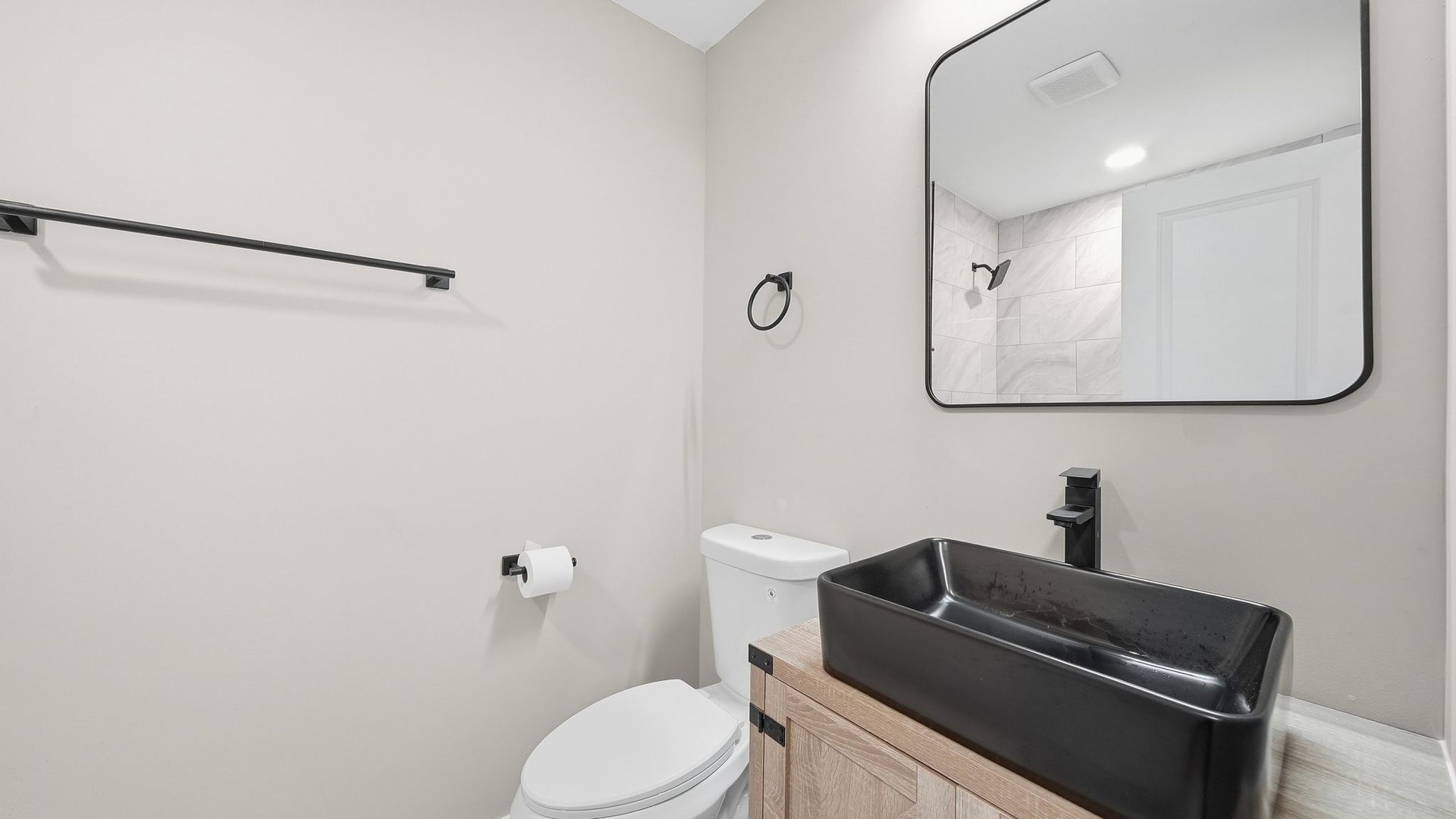 706 Halstead Avenue Property Photo 11