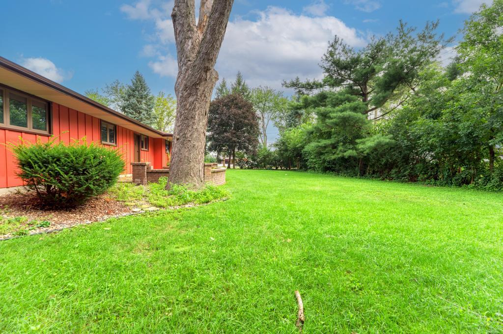 210 S Small Avenue Property Photo 39