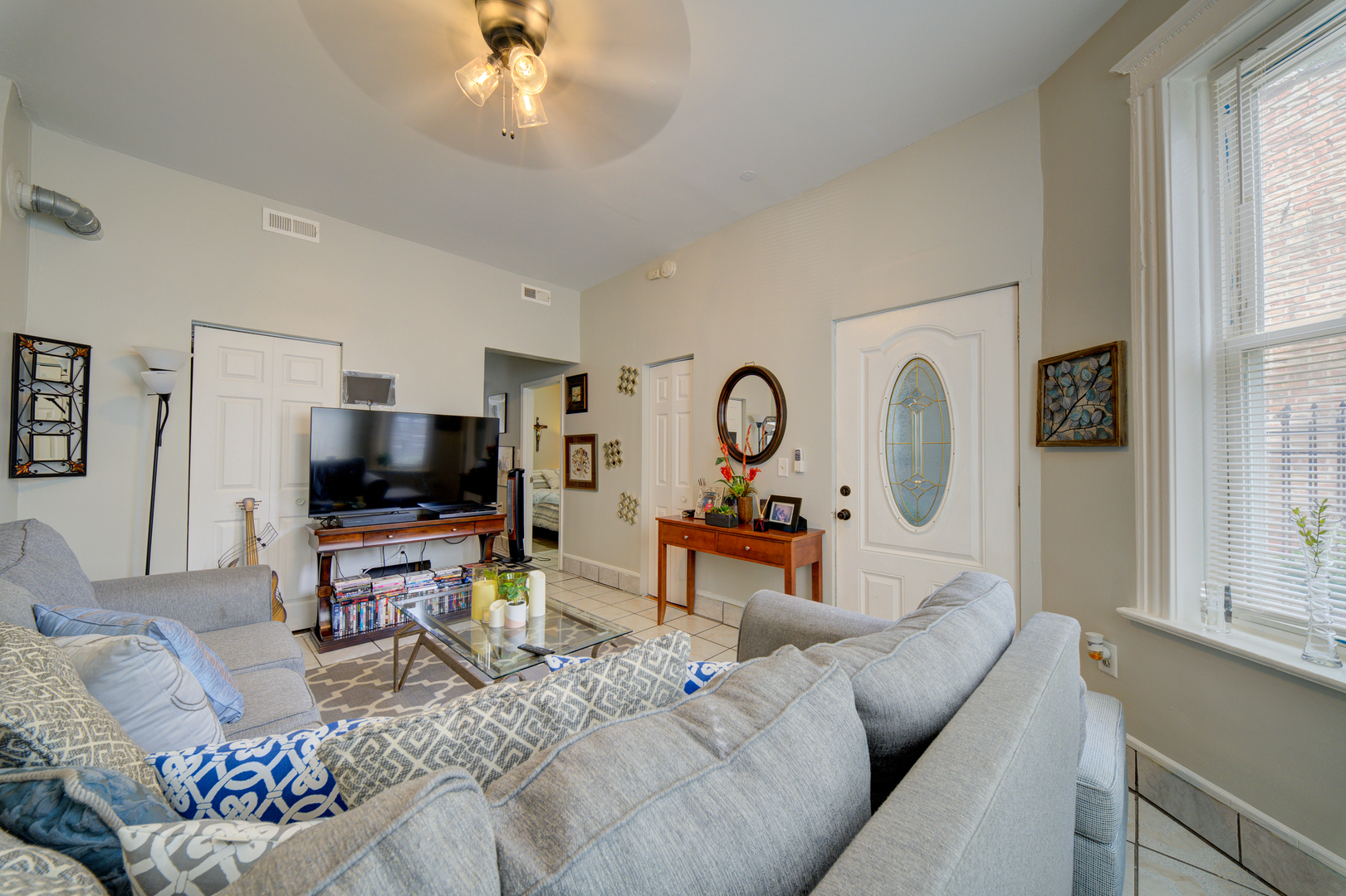 2242 S Saint Louis Avenue Property Photo 16