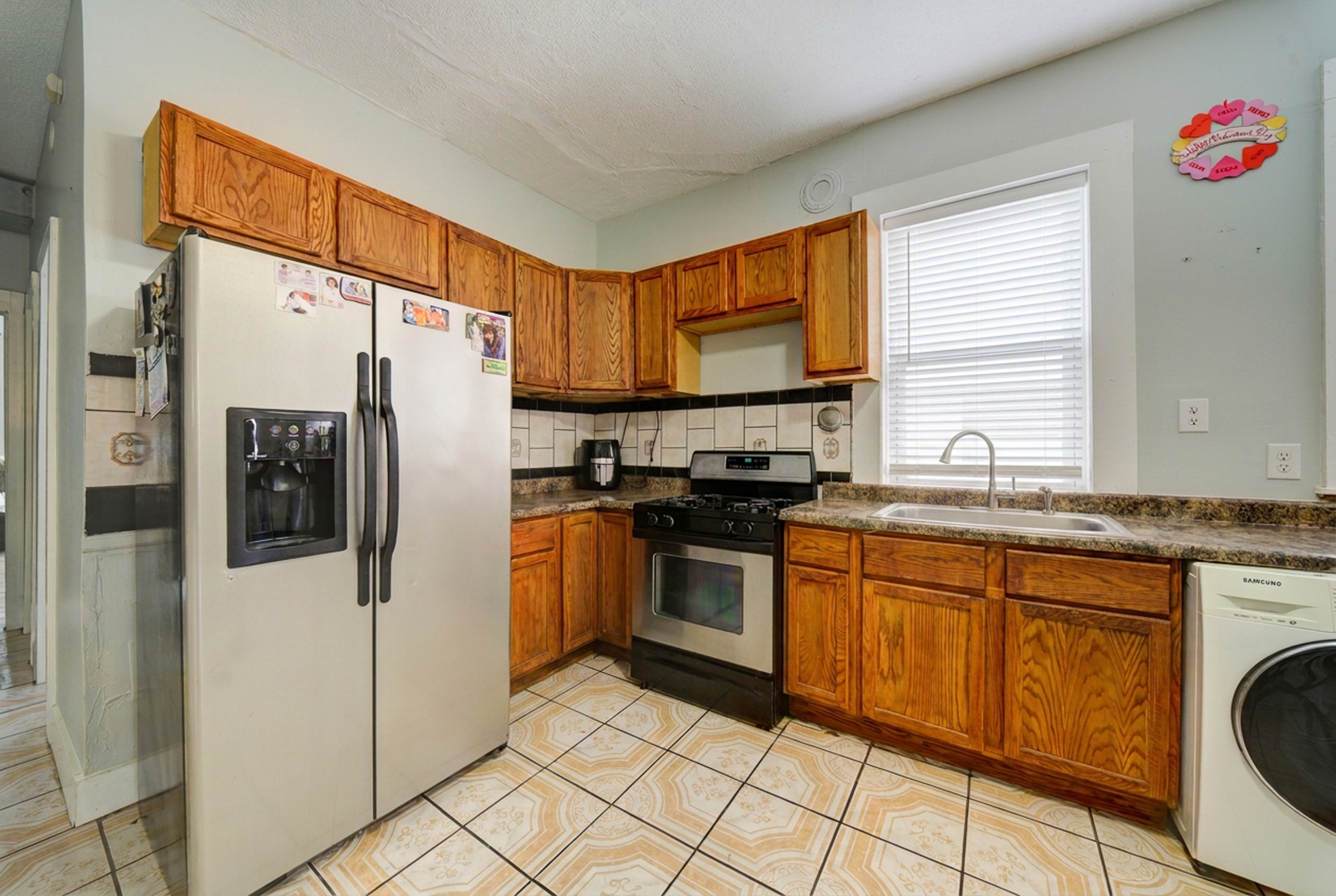 2242 S Saint Louis Avenue Property Photo 18