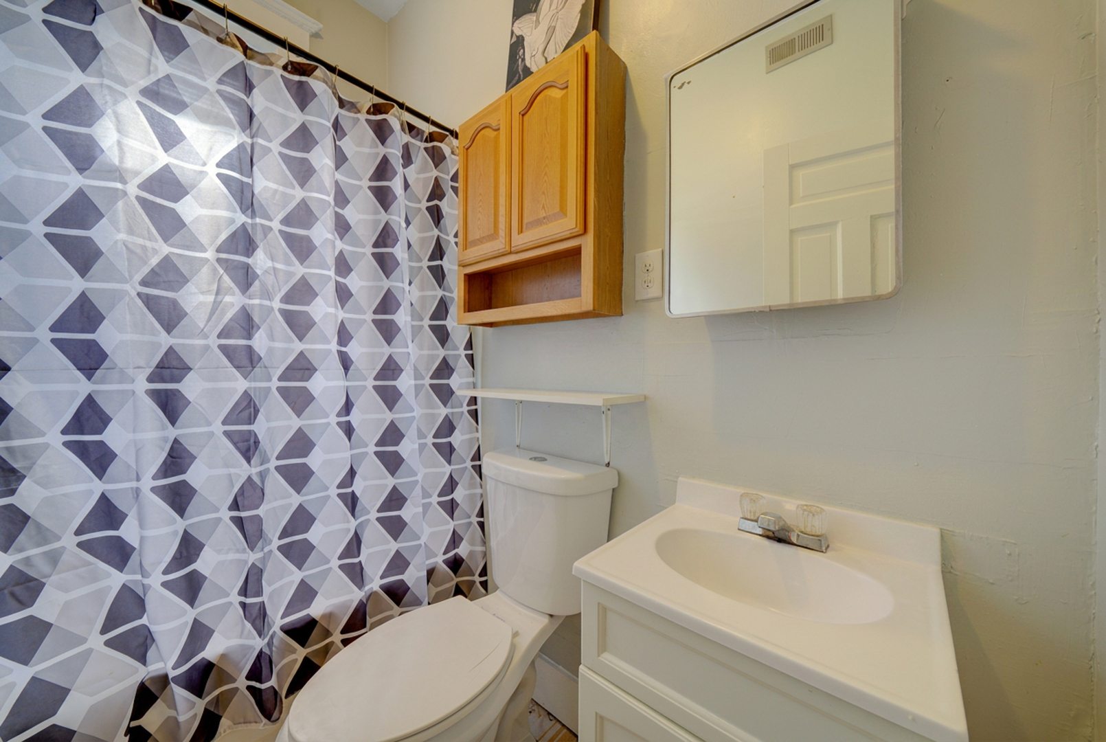 2242 S Saint Louis Avenue Property Photo 21