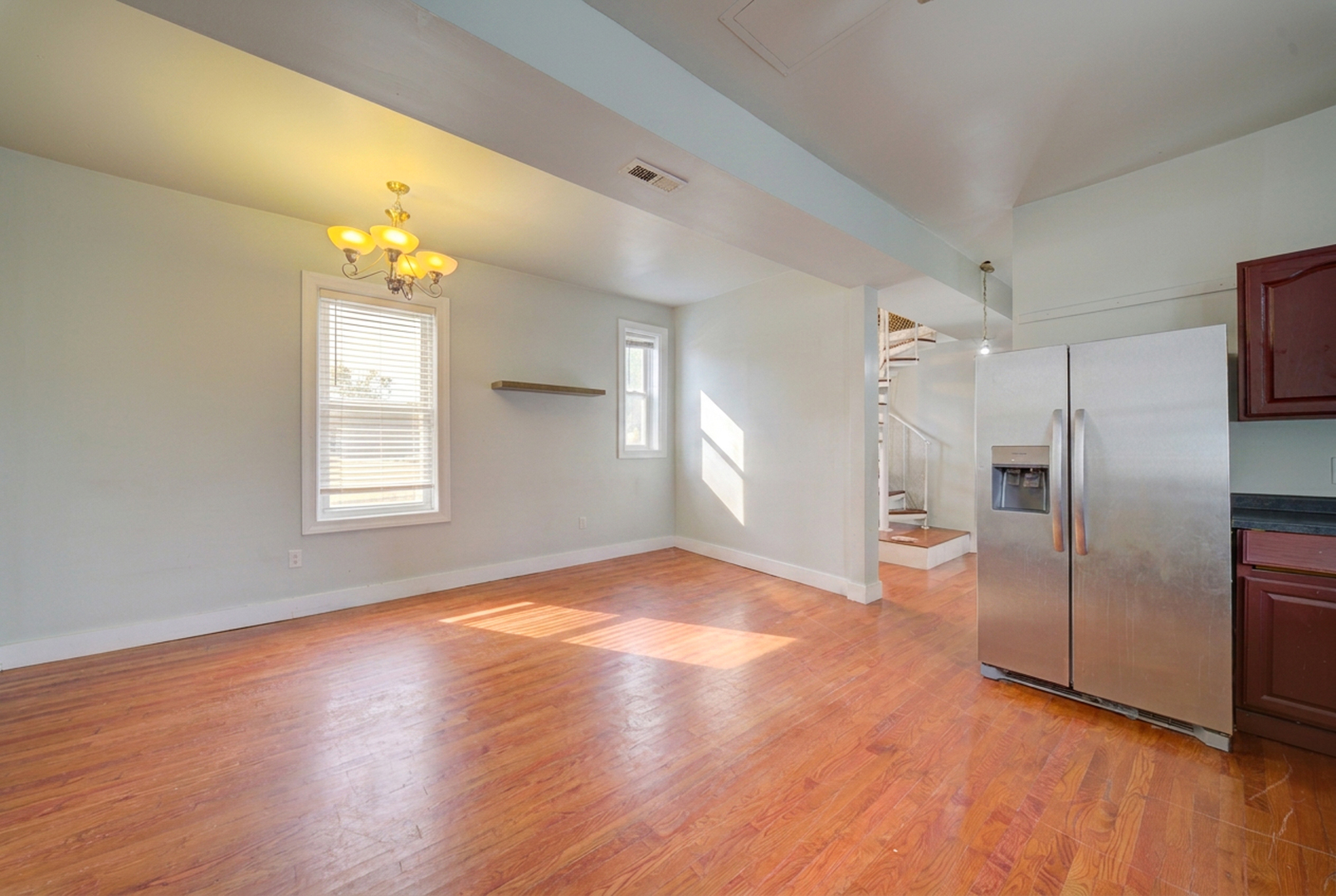 2242 S Saint Louis Avenue Property Photo 31