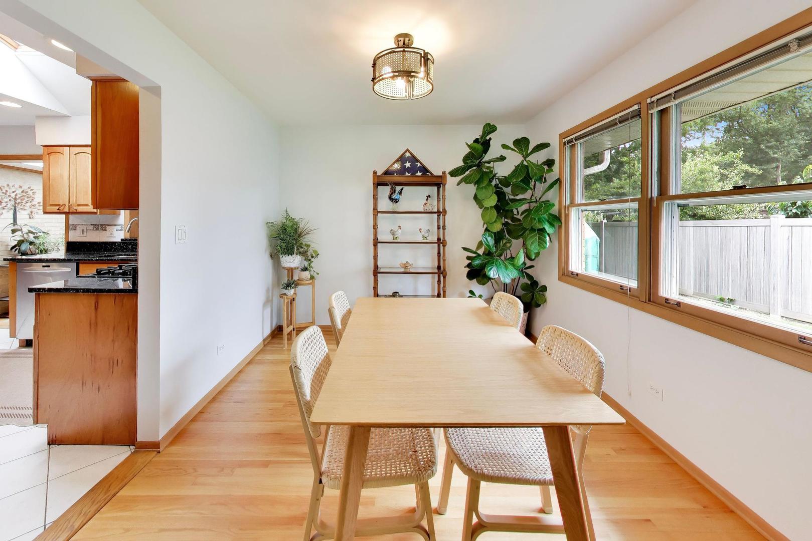 115 S Cedar Avenue Property Photo 8