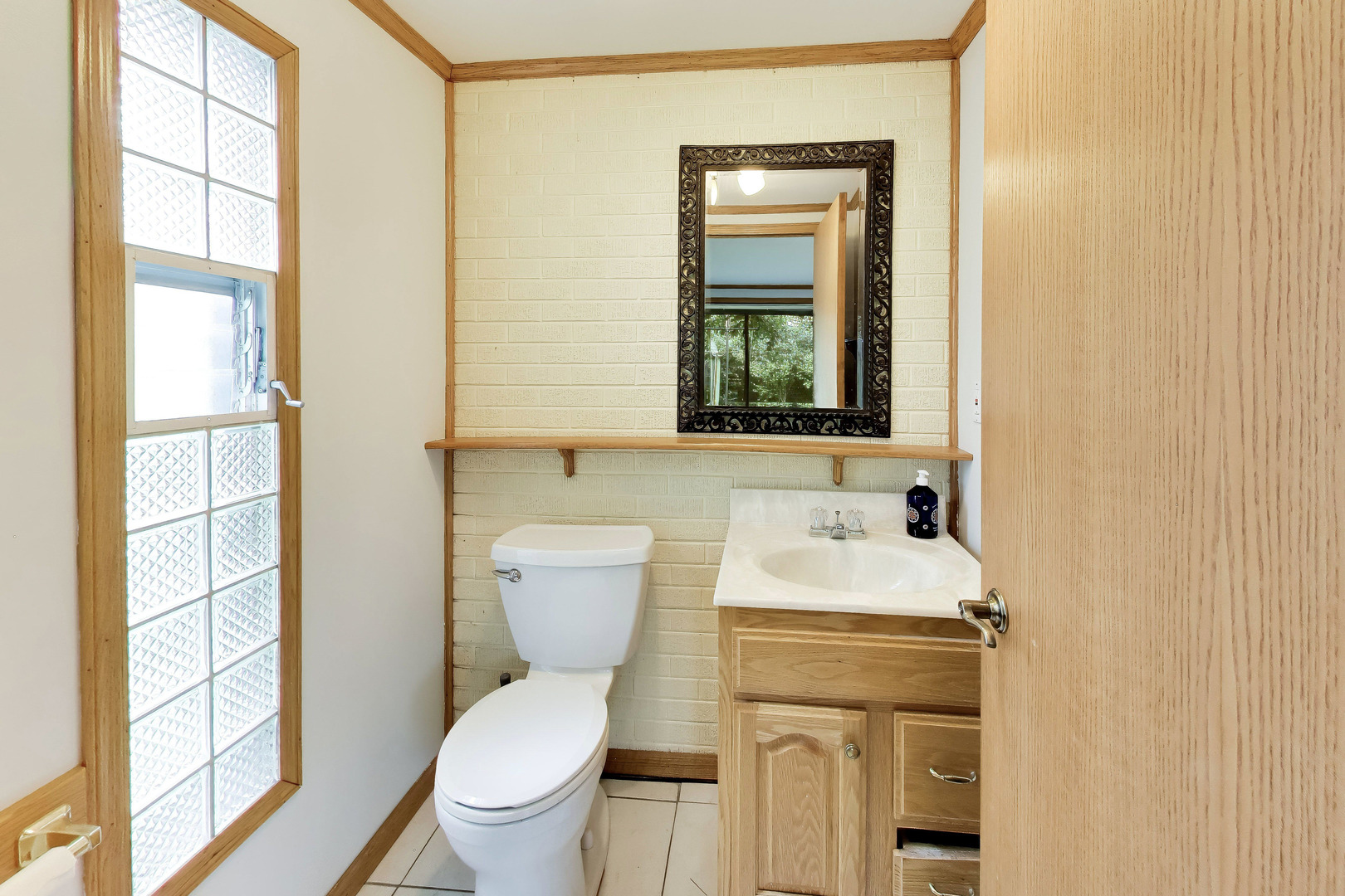 115 S Cedar Avenue Property Photo 17