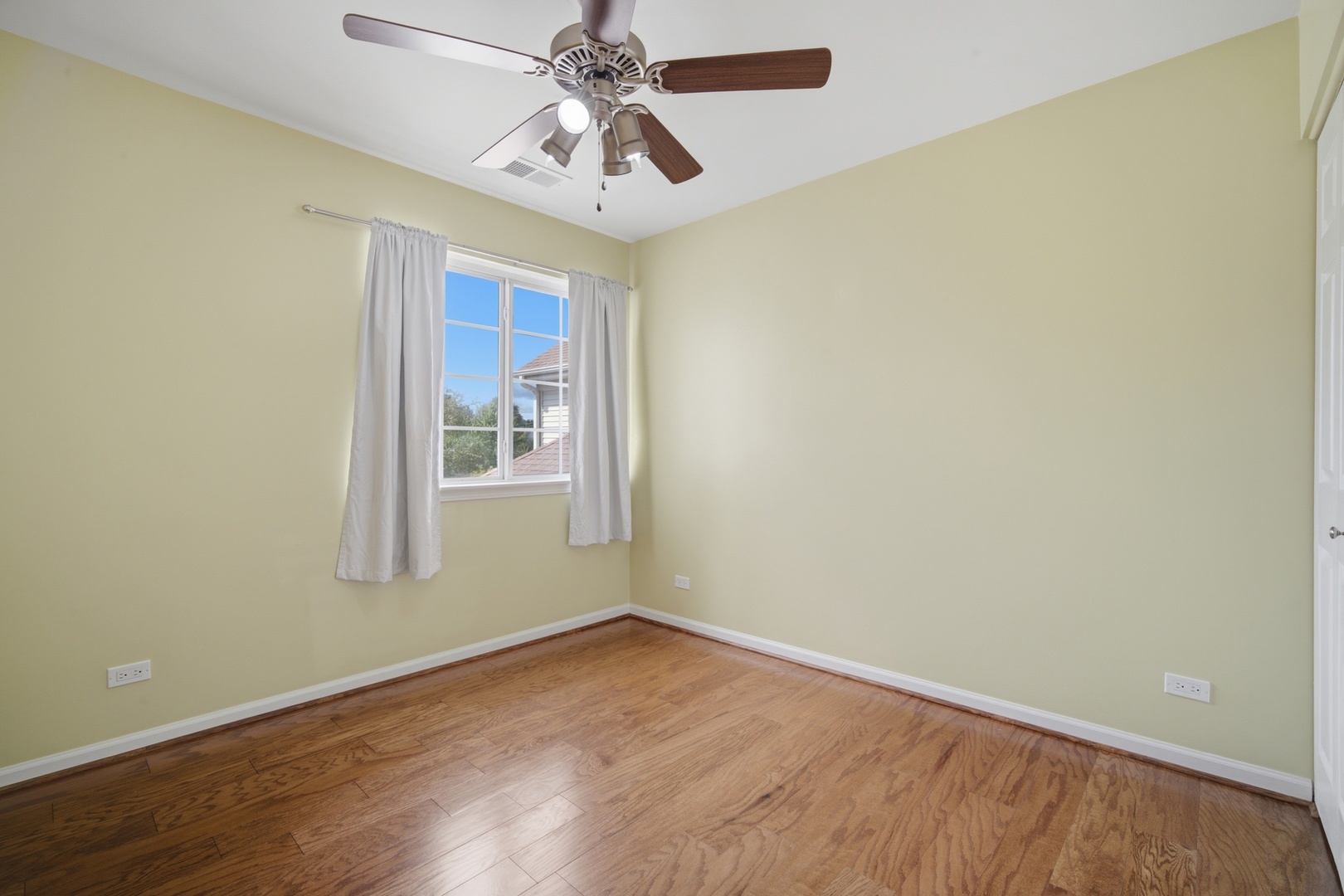 1510 N Waterbury Circle Property Photo 16