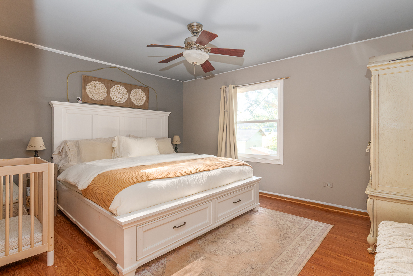35706 N Laurel Avenue Property Photo 8