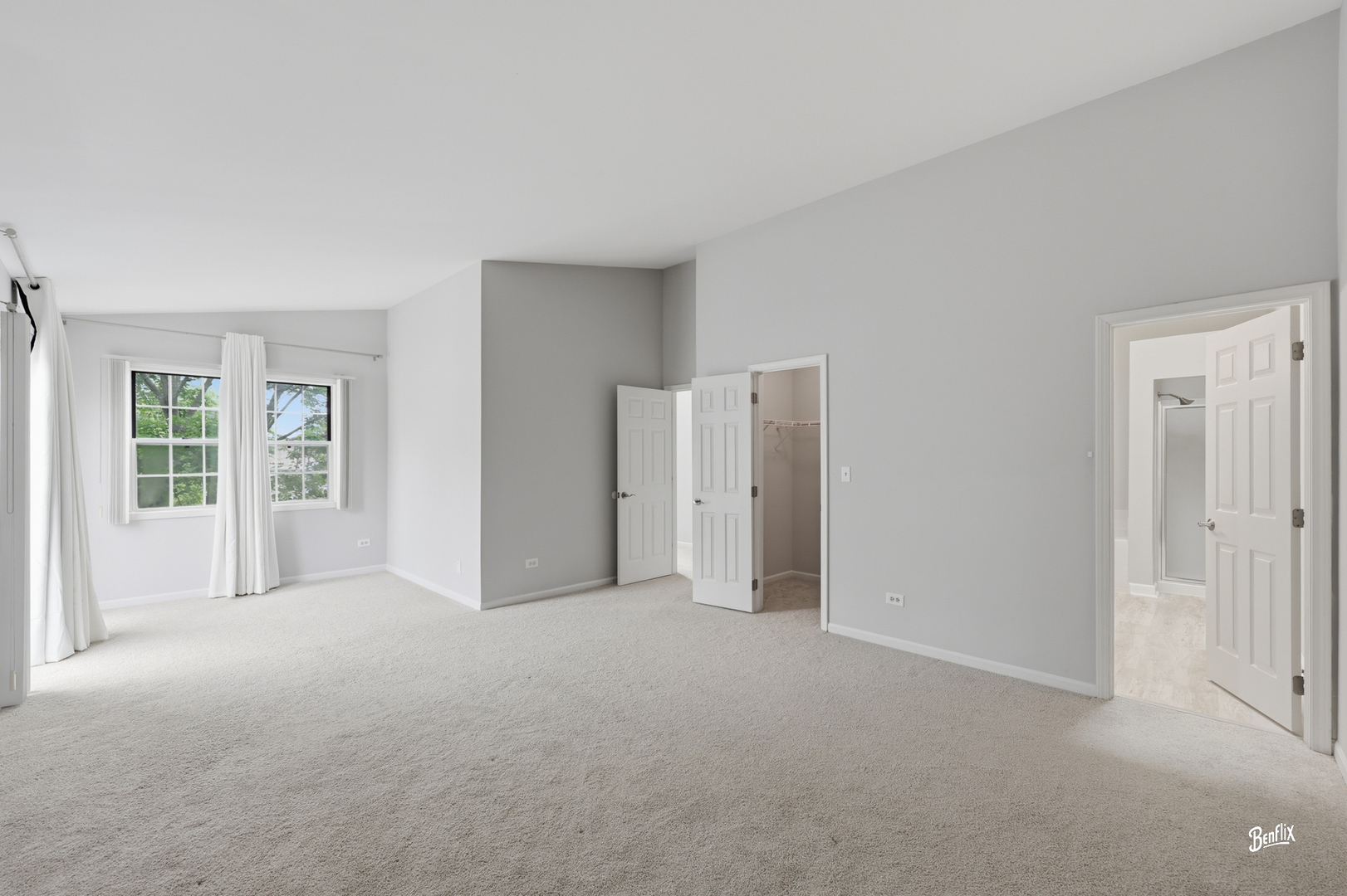 537 W Parkside Drive Property Photo 13