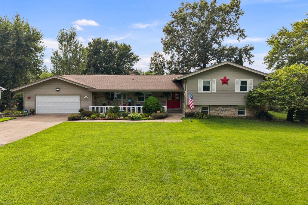 3020 Wisconsin Avenue Property Photo 1