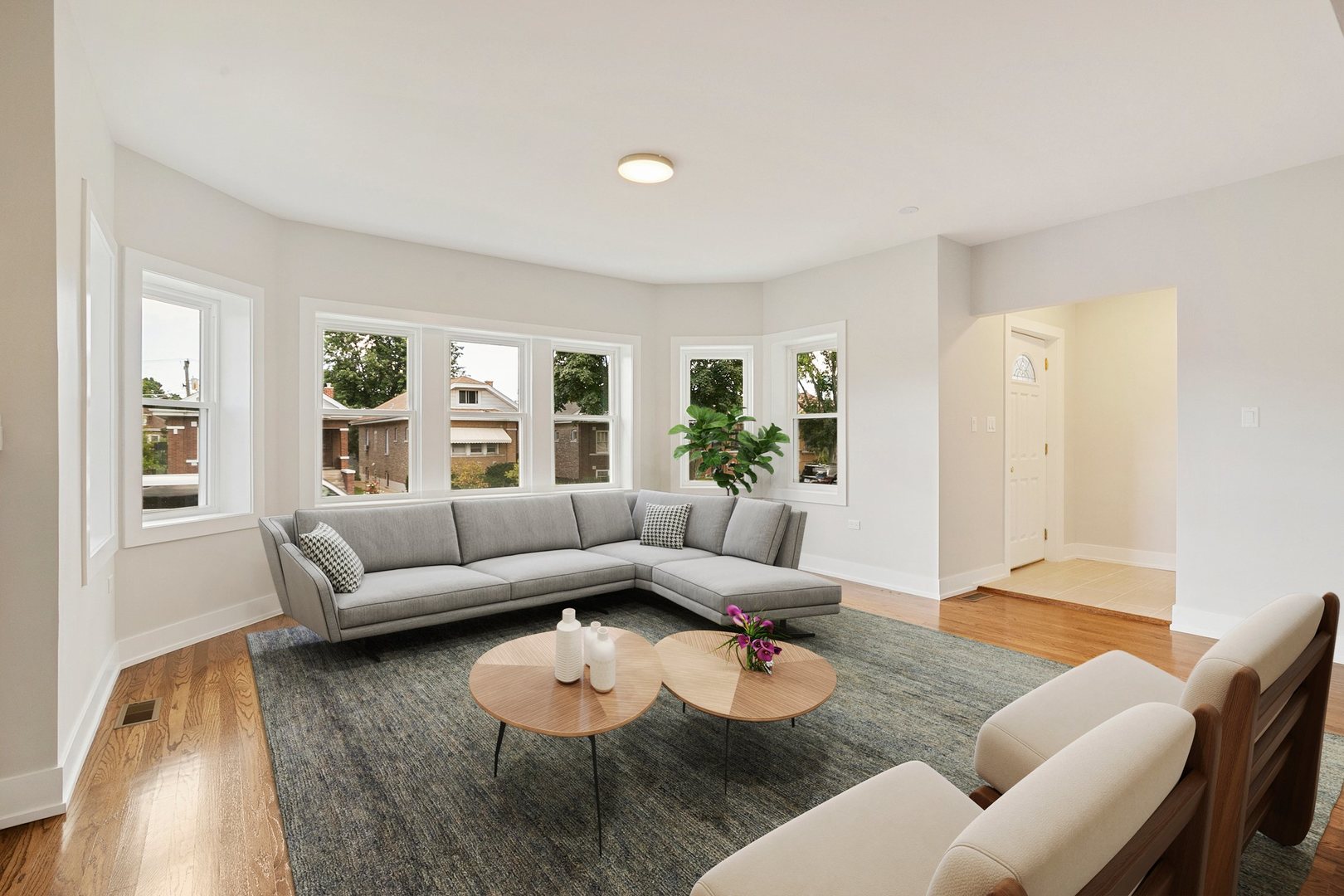 2510 Oak Park Avenue Property Photo 2