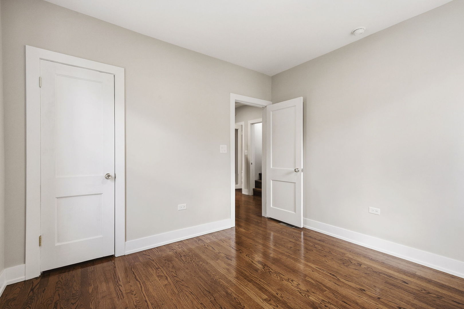 2510 Oak Park Avenue Property Photo 13