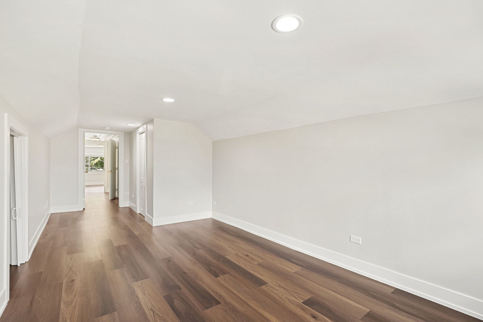 2510 Oak Park Avenue Property Photo 19