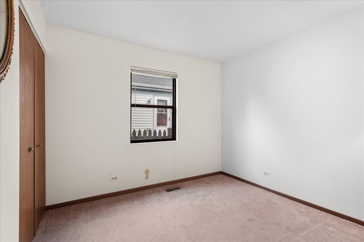 1255 John Drive Property Photo 15