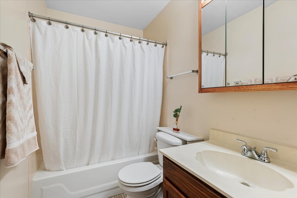 1255 John Drive Property Photo 17