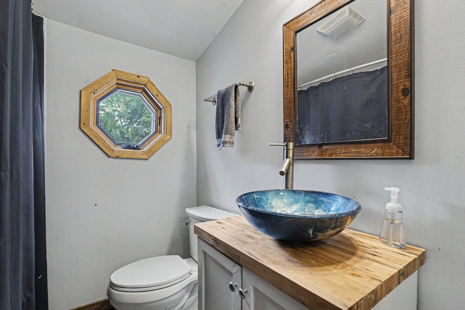 5s254 Radcliff Road Property Photo 20