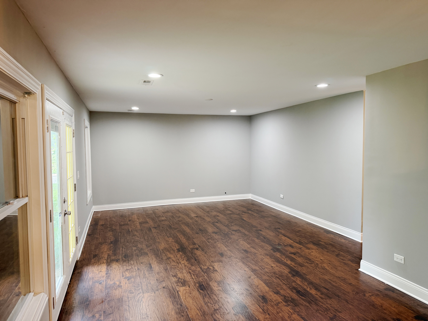 1950 219th Place Property Photo 4