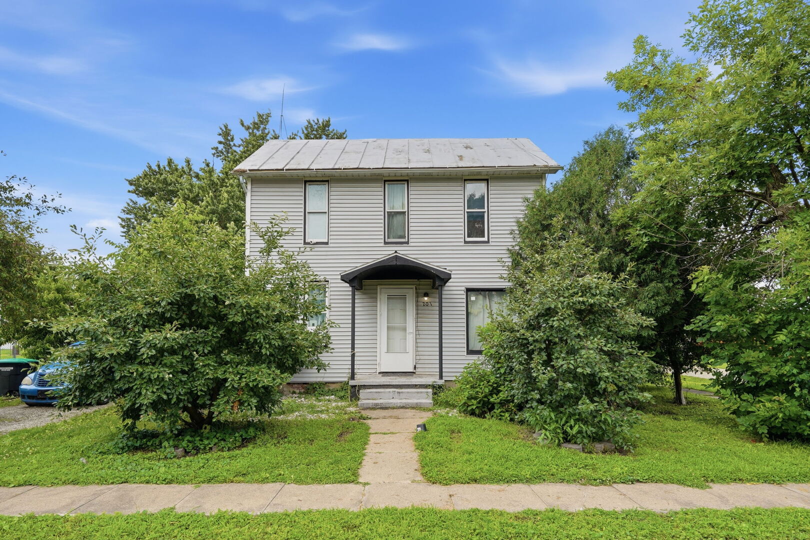 201 S Smith Street Property Photo 1