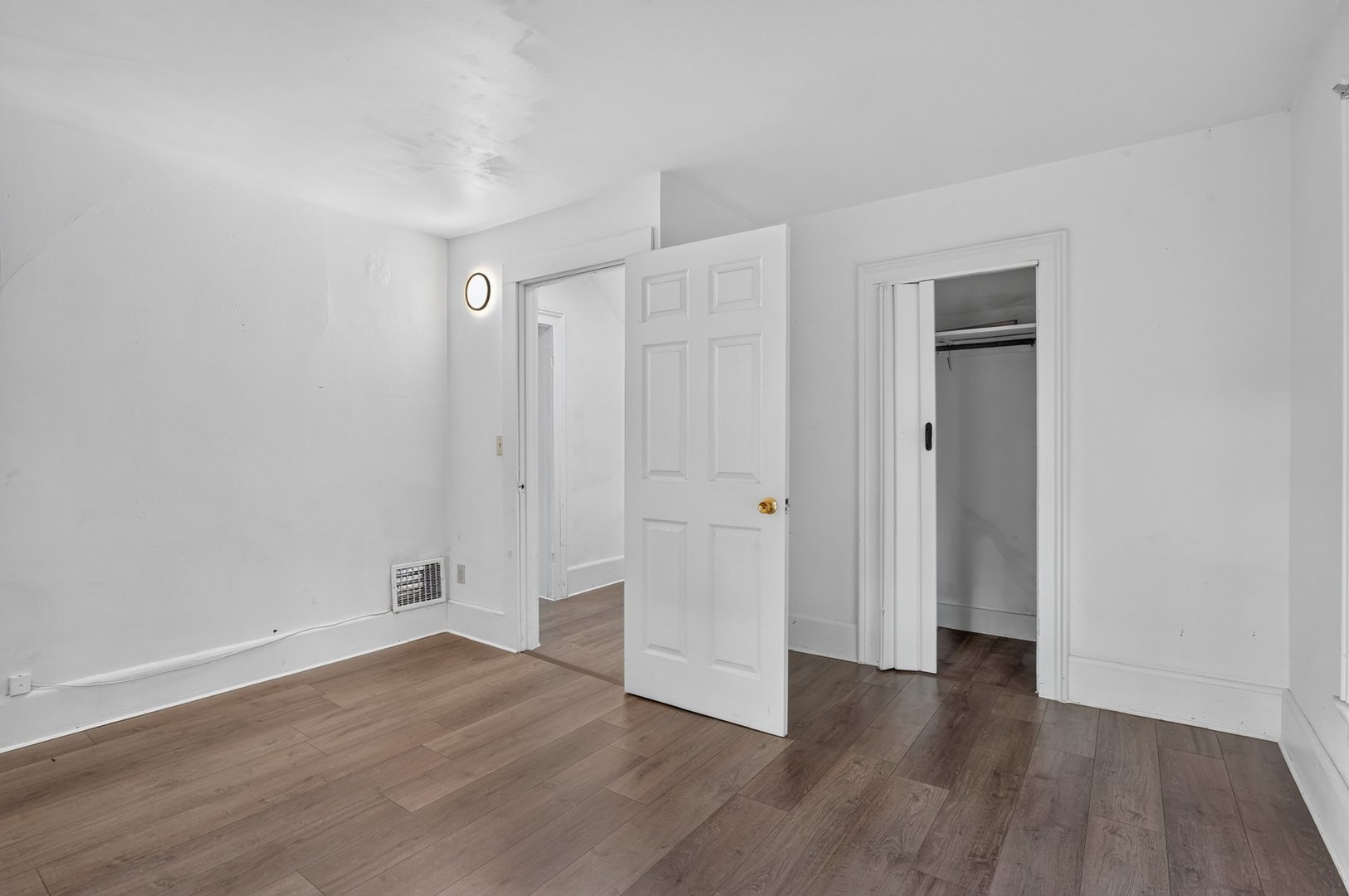 222 N Taylor Street Property Photo 29