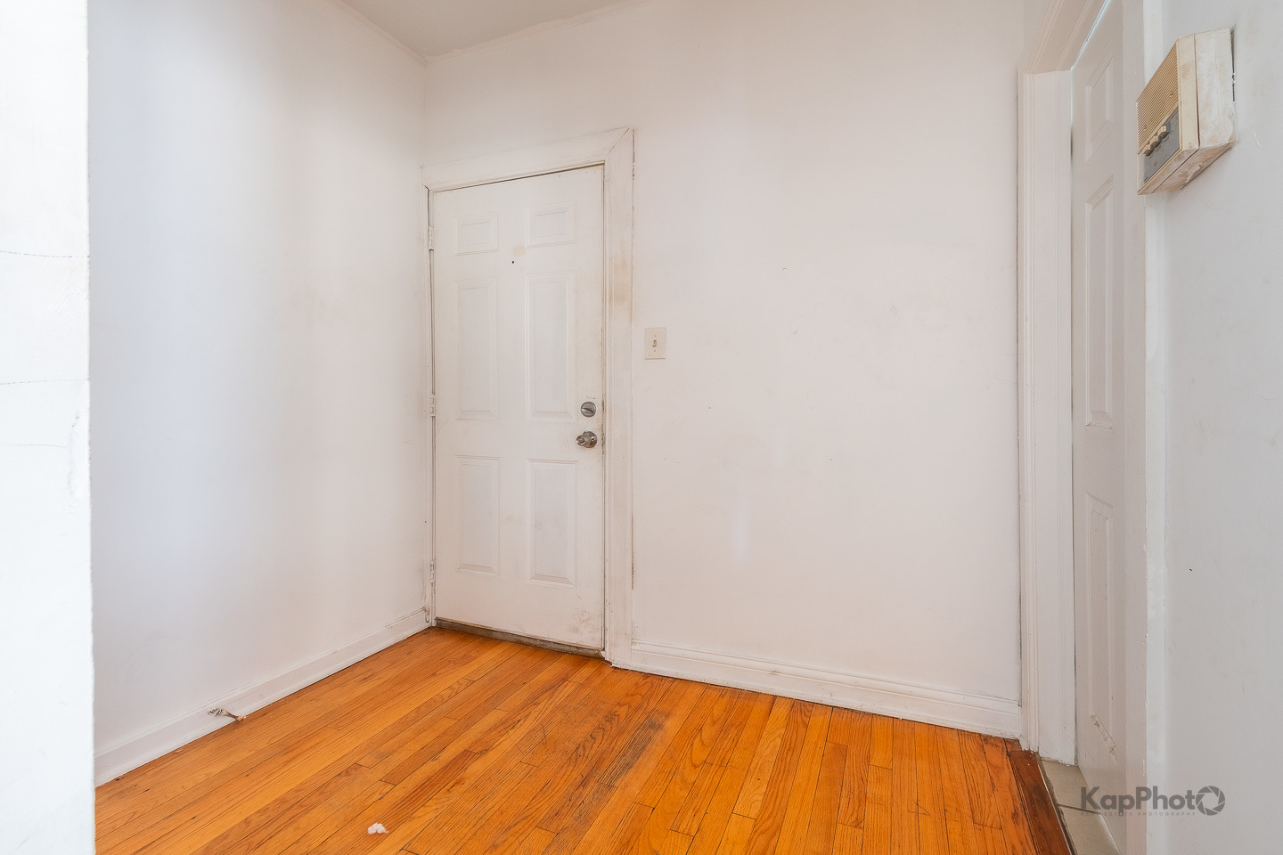 509-511 E 79th Street Property Photo 18