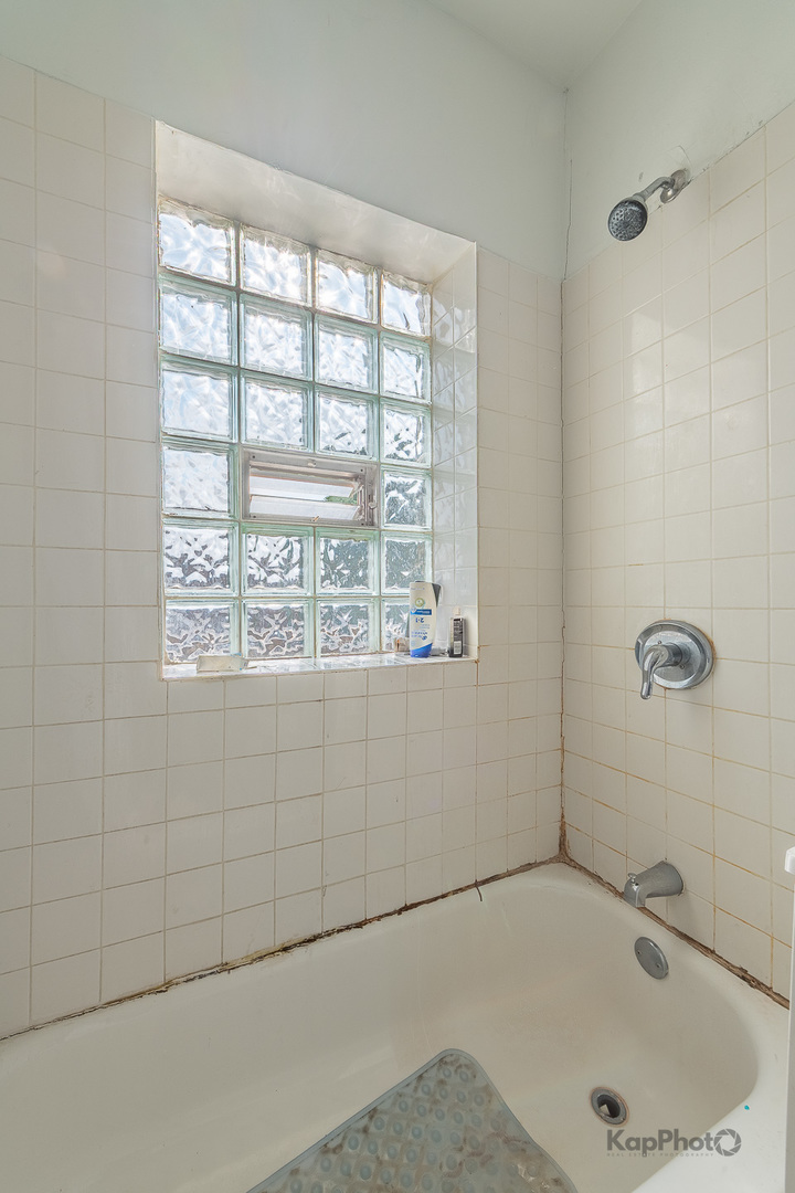509-511 E 79th Street Property Photo 27