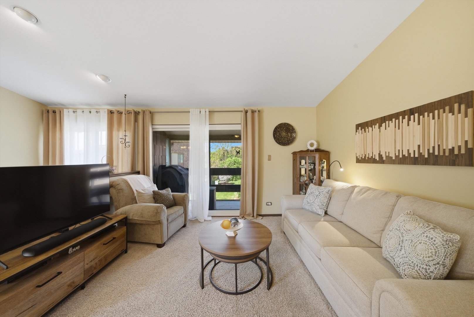 1 W Stonebridge Court 1c Property Photo 7