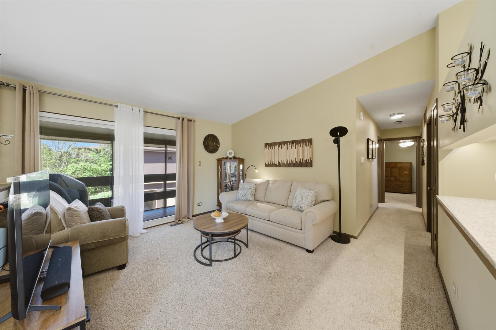 1 W Stonebridge Court 1c Property Photo 8