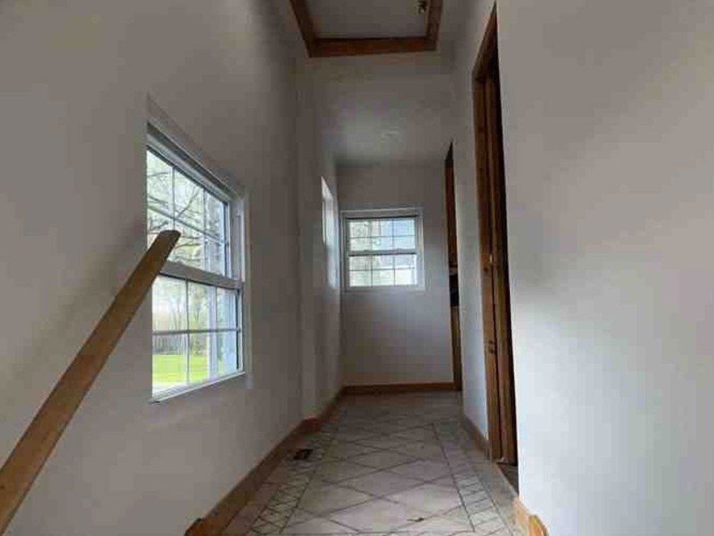 221 Riverside Court Property Photo 12