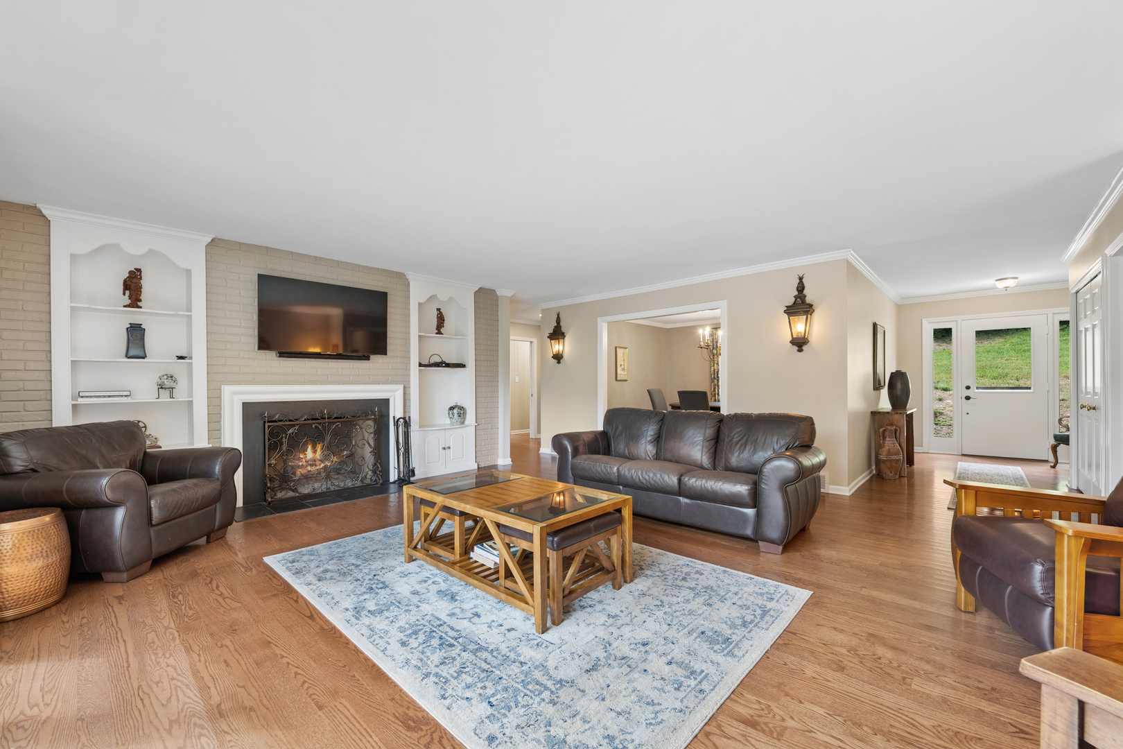 10 River Drive Property Photo 3