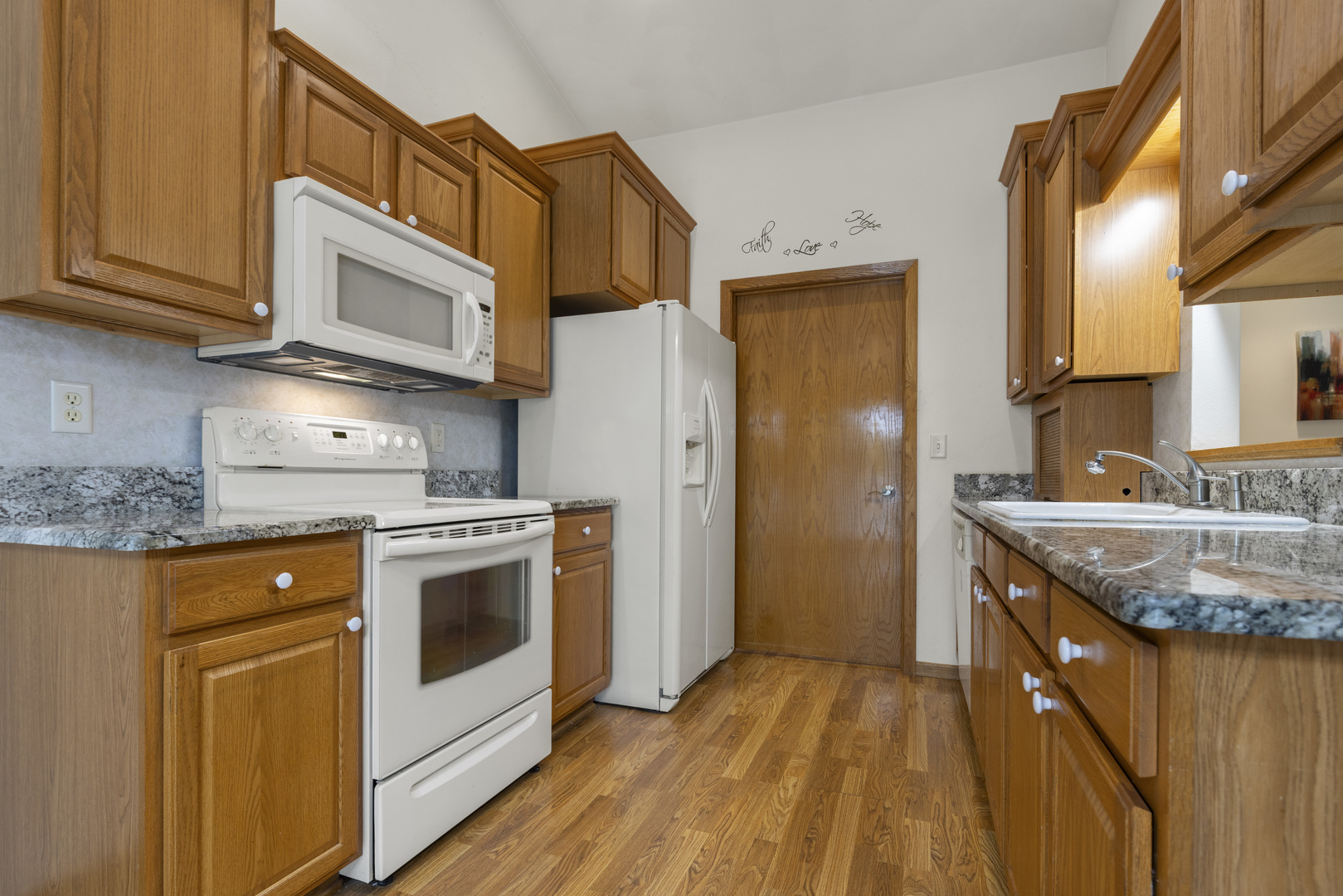 248 Nelson Parkway Property Photo 6