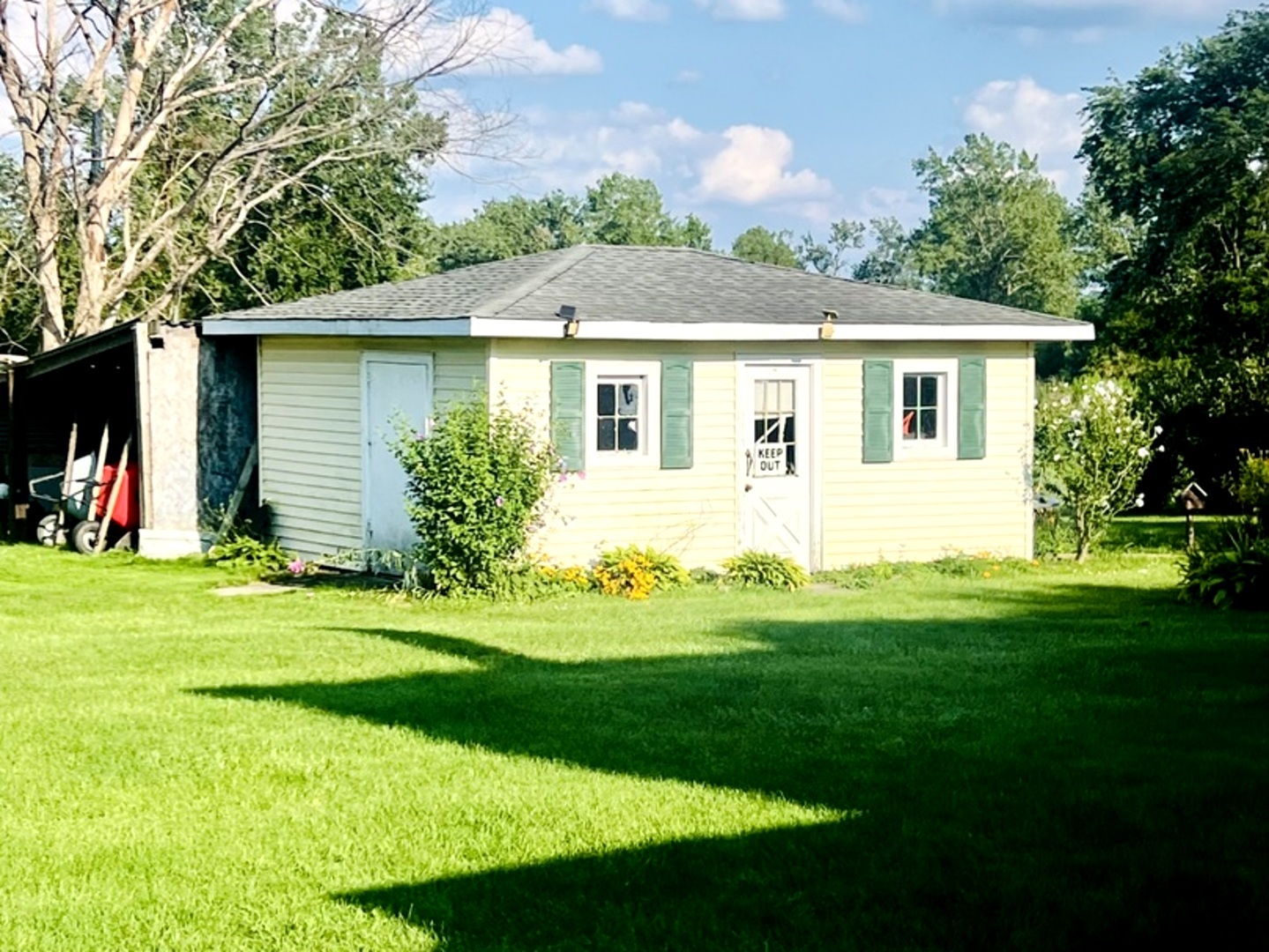 23131 S Volbrecht Road Property Photo 26