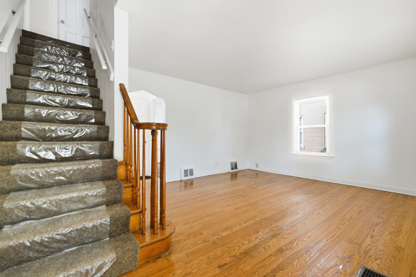 233 E 143rd Street Property Photo 3