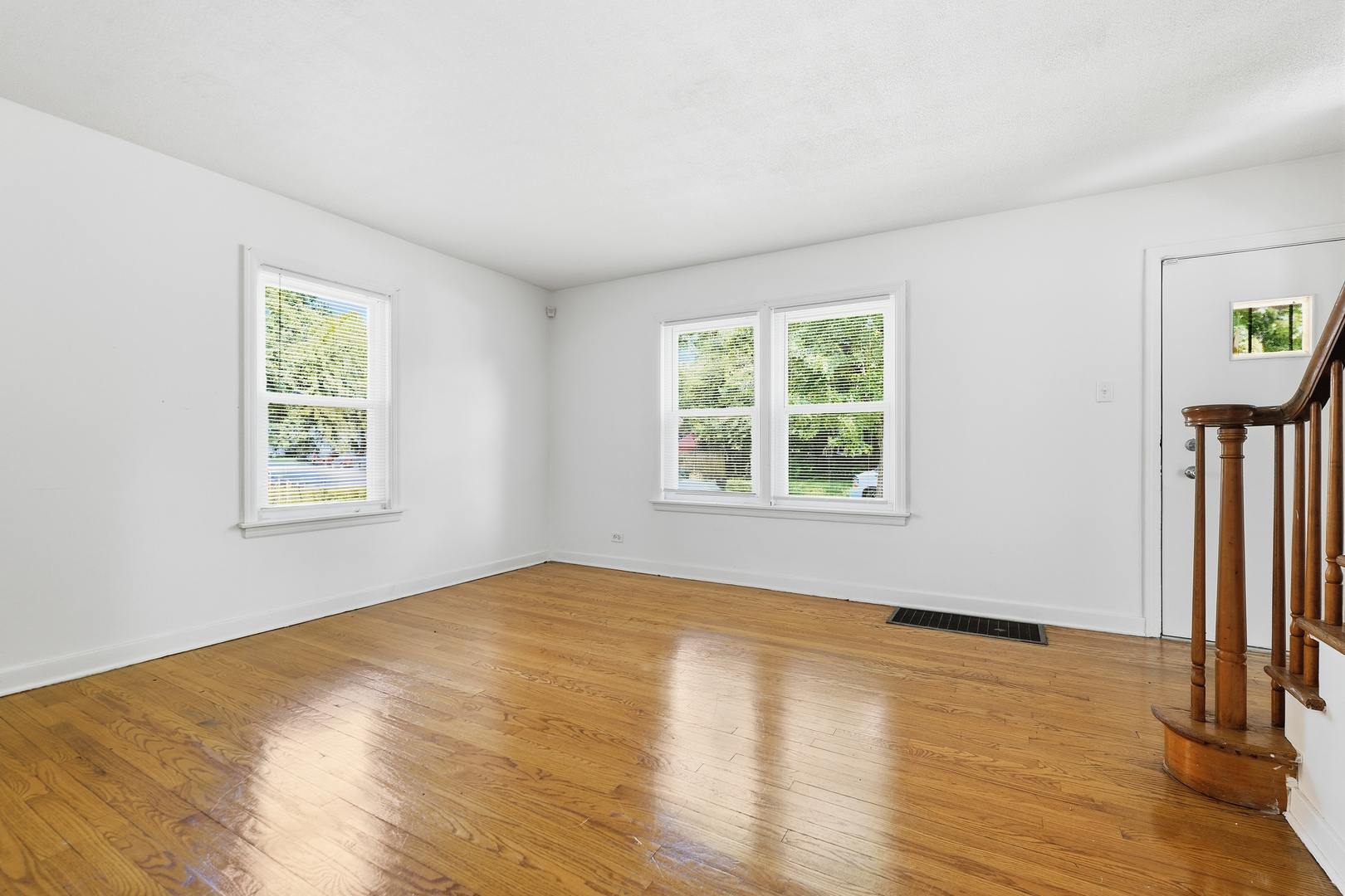 233 E 143rd Street Property Photo 4