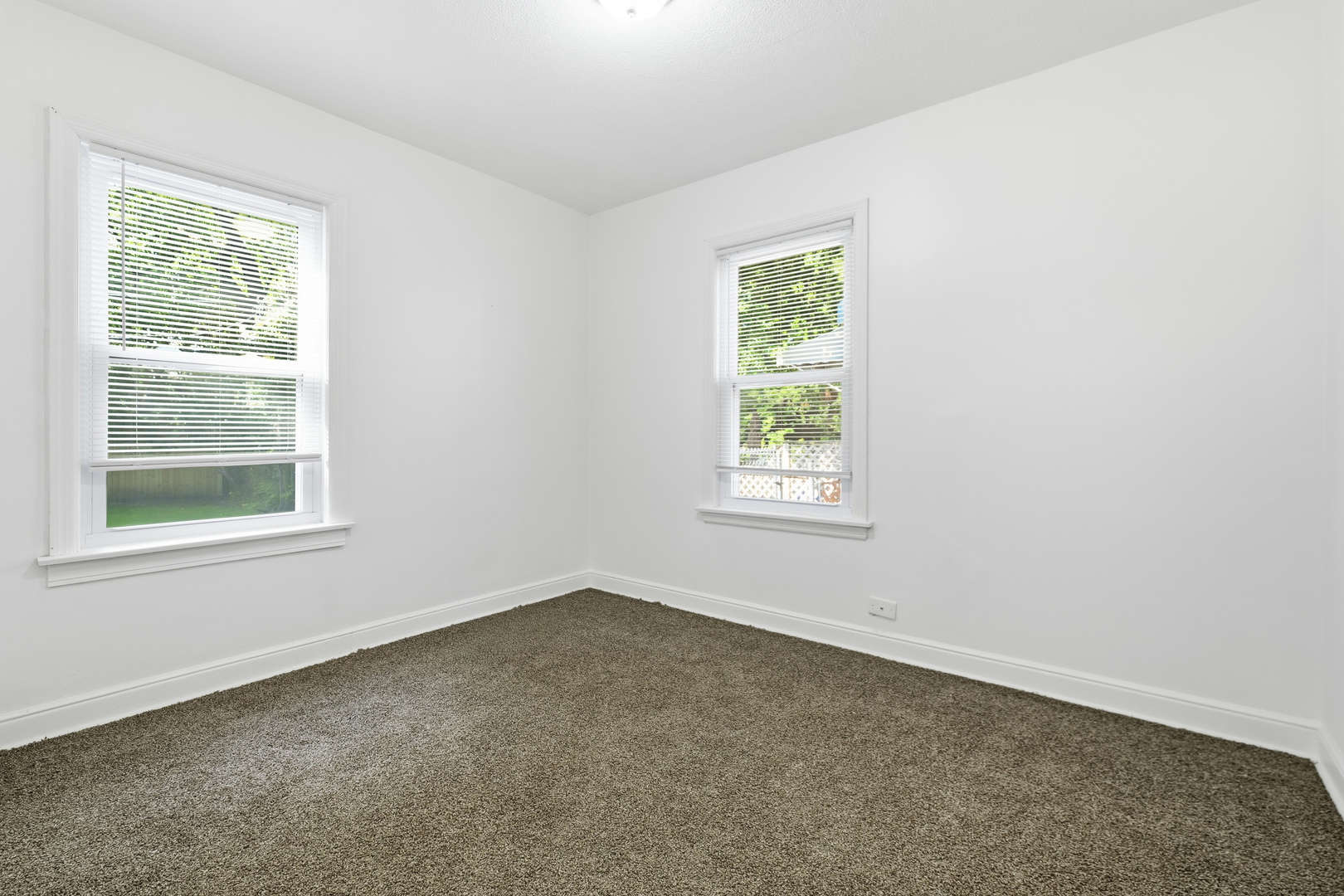 233 E 143rd Street Property Photo 8