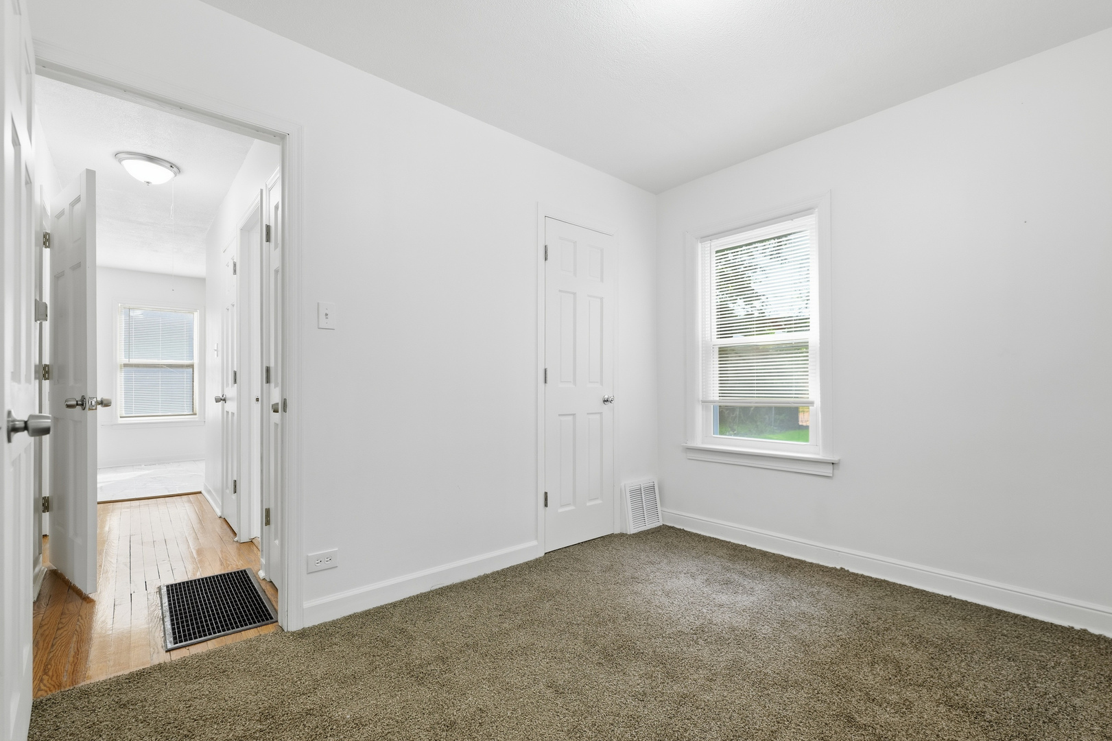 233 E 143rd Street Property Photo 9