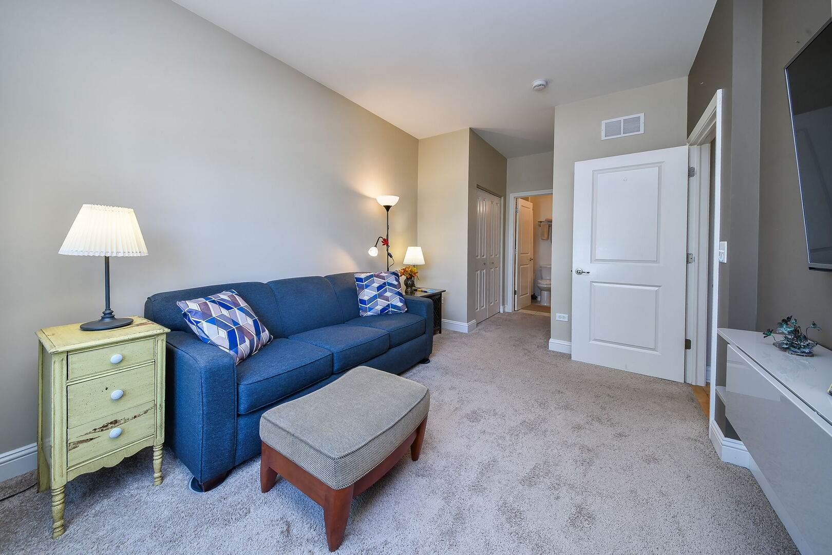 2612 Drexel Drive Property Photo 9