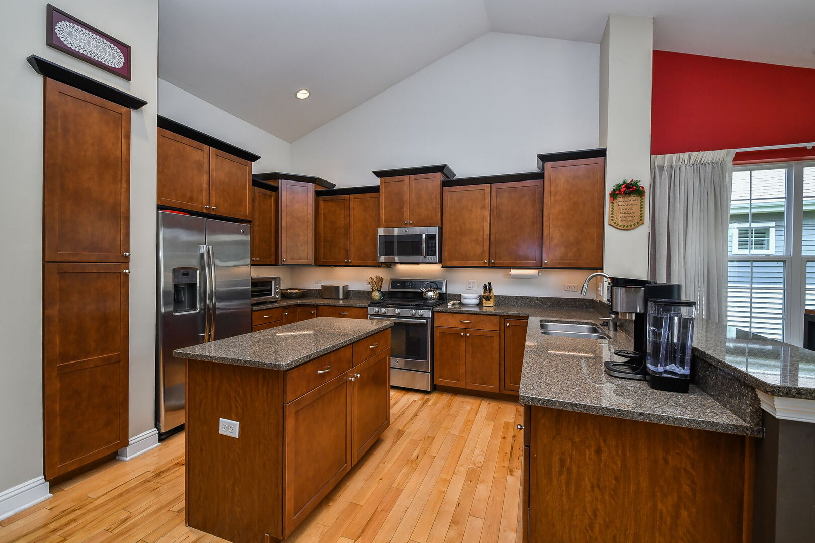 2612 Drexel Drive Property Photo 13